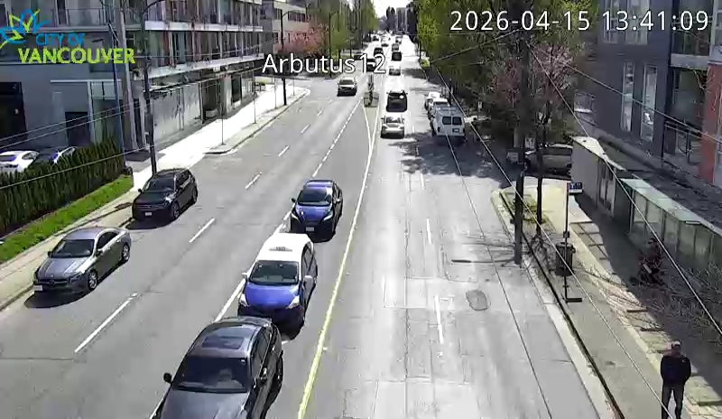 Arbutus & W 12th - South