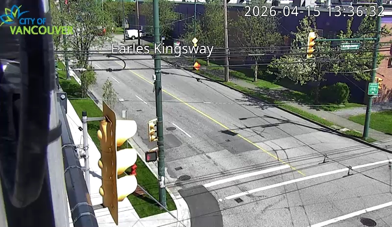 Earles St & Kingsway - N