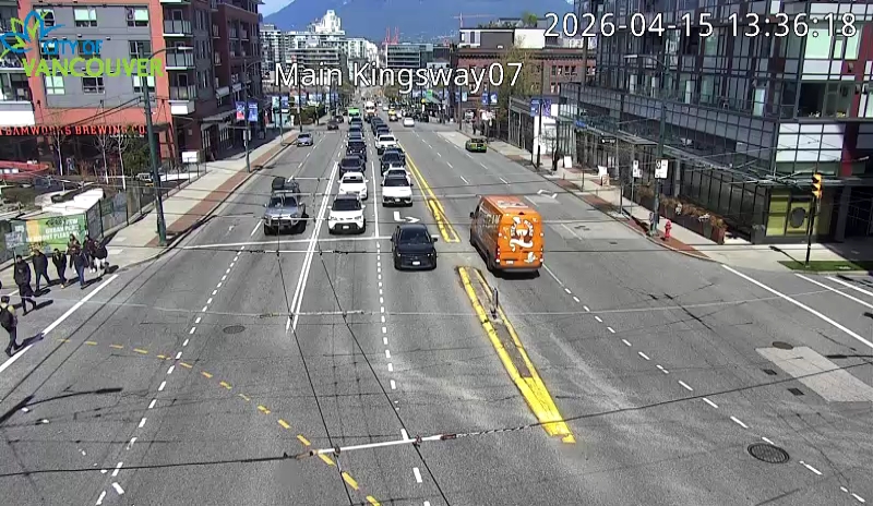 Main St & Kingsway - N