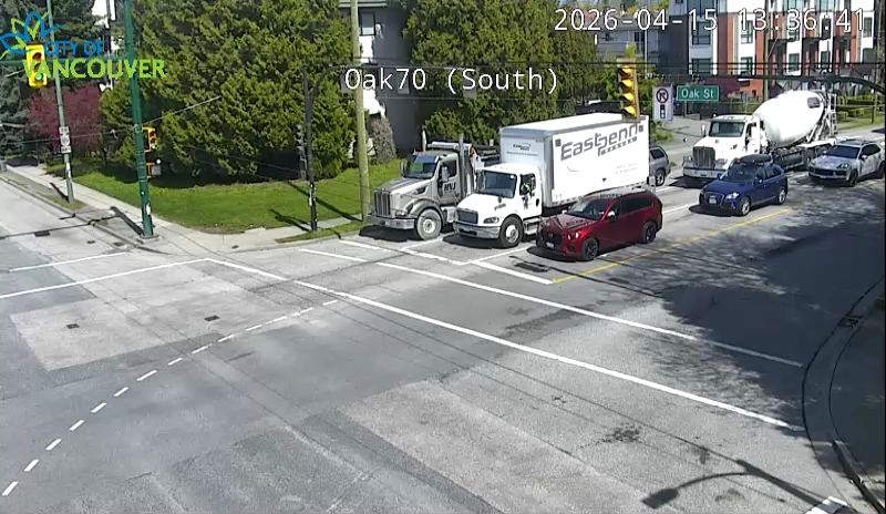 Oak St & W 70th Ave - E