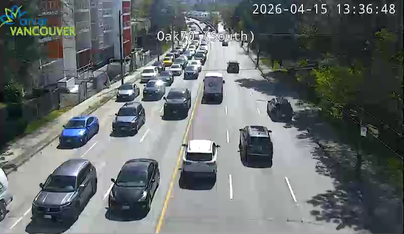 Oak St & W 70th Ave - S